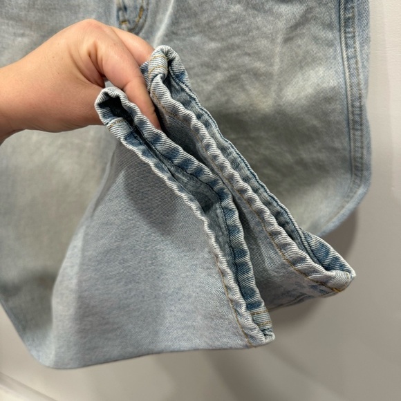 Revice Cross Front Light Wash Jeans Size 28 - Picture 5 of 9